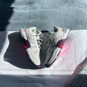 UA TriBase Reign 5 (Brand New)